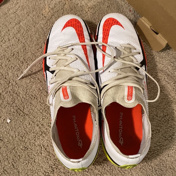 Nike Phantom GT 2 PRO FG women’s Soccer Cleats DA4432-167 - Picture 4 of 5